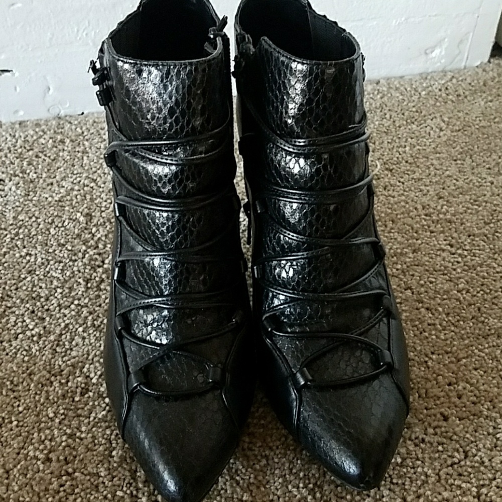 Witchy stiletto